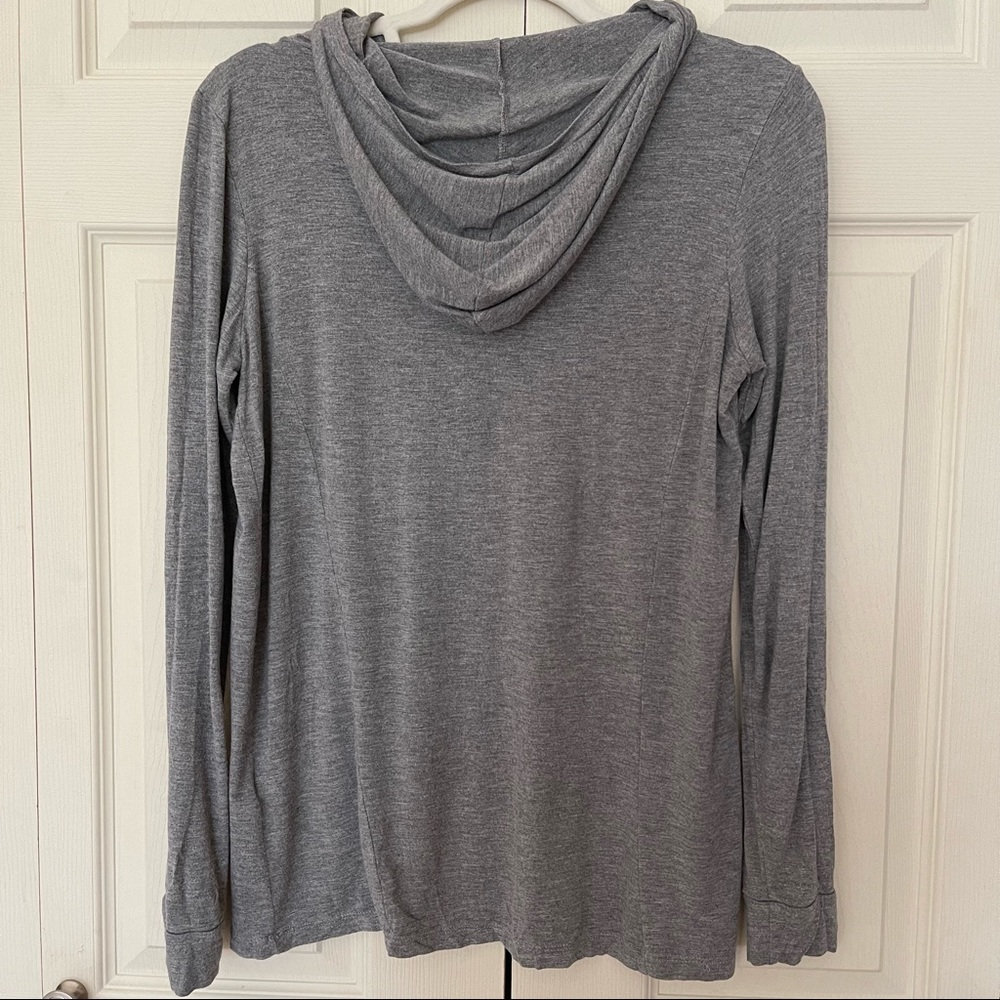 FOREVER 21 basic various neutral top 4 pieces bundle, size S - Picture 7 of 16